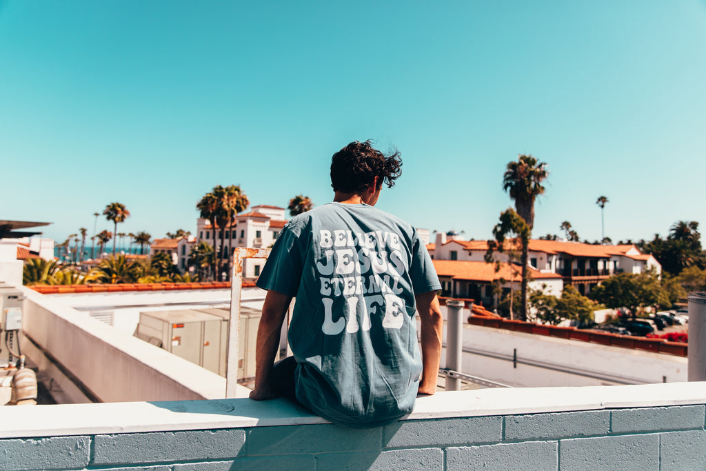 BELIEVE JESUS ETERNAL LIFE VINTAGE BLUE SLEEVE T-SHIRT