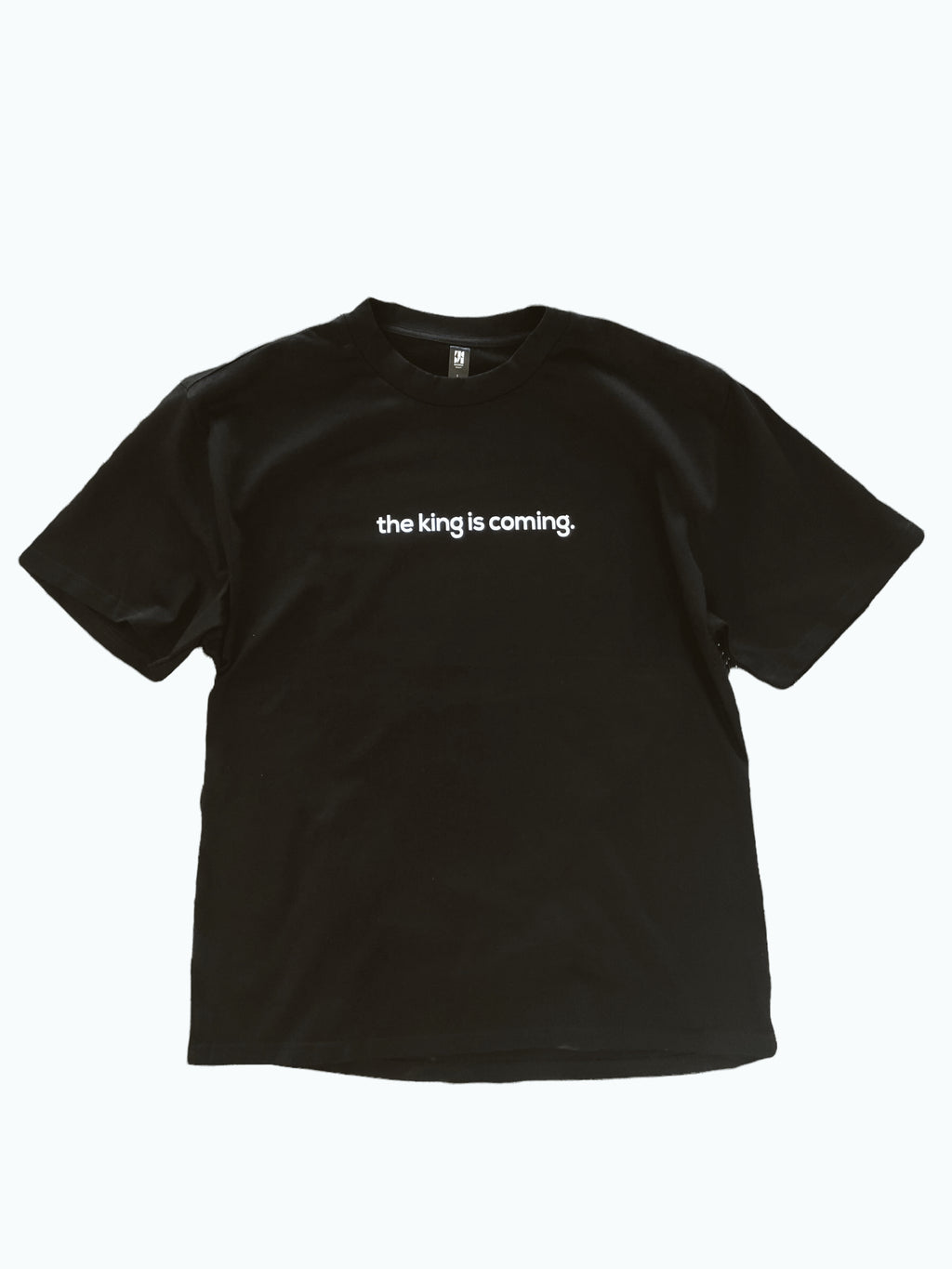 THE KING IS COMING BLACK HEAVYWEIGHT SLEEVE T-SHIRT