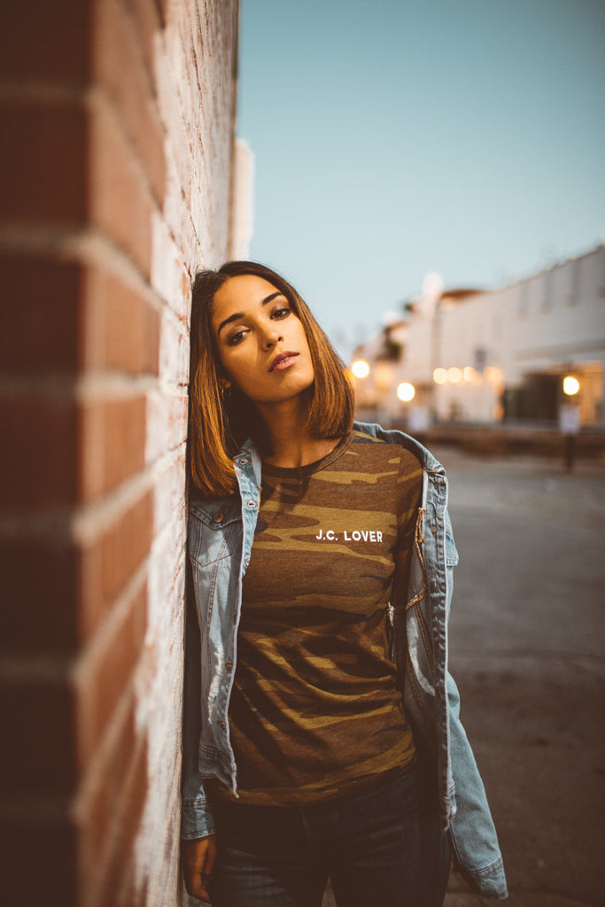J.C. LOVER CAMO T-SHIRT
