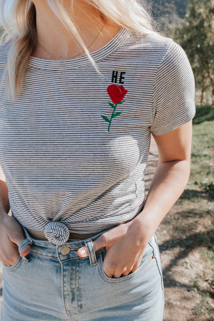 HE ROSE EMBROIDERED STRIPED WOMAN'S FITTED T-SHIRT