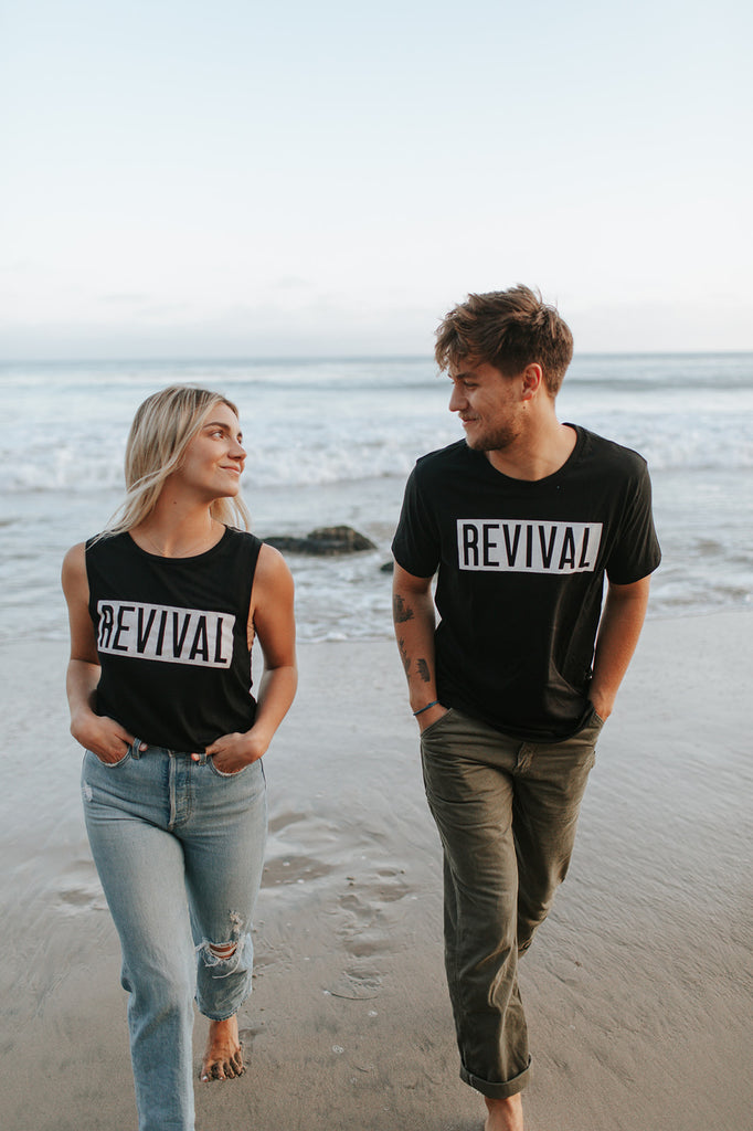 REVIVAL BLACK SLEEVE T-SHIRT