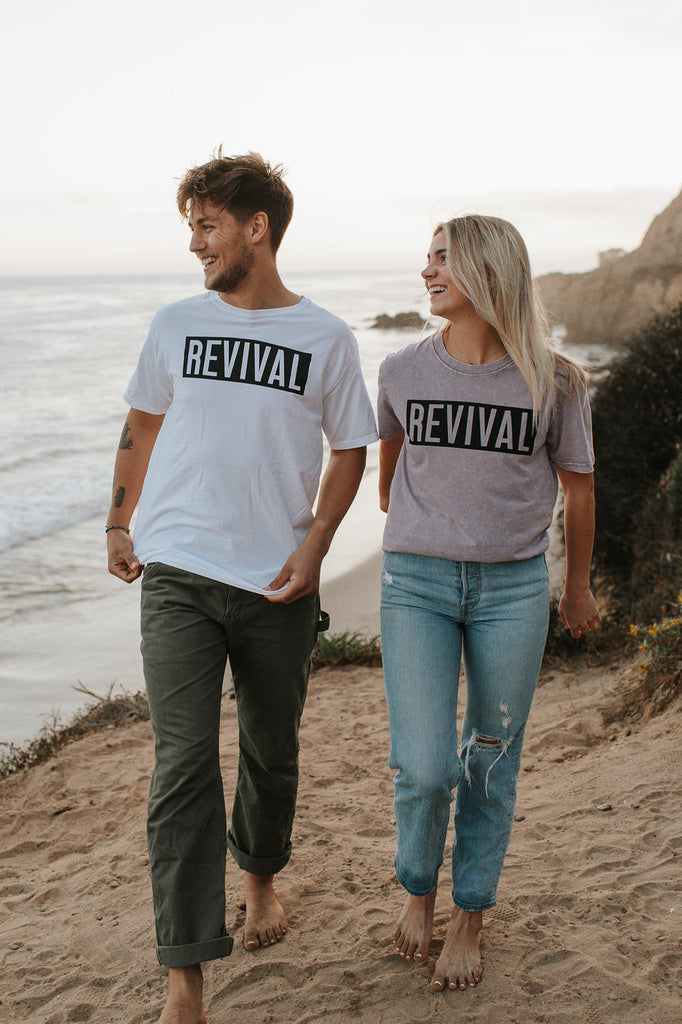 REVIVAL WHITE SLEEVE T-SHIRT