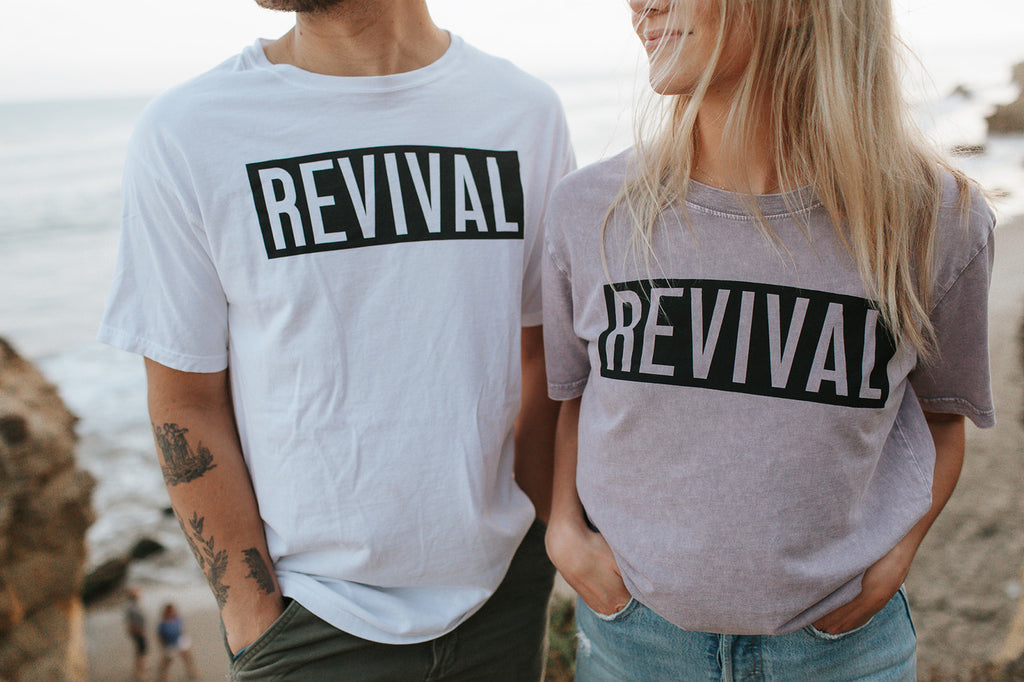 REVIVAL ORCHID MINERAL WASH SLEEVE T-SHIRT