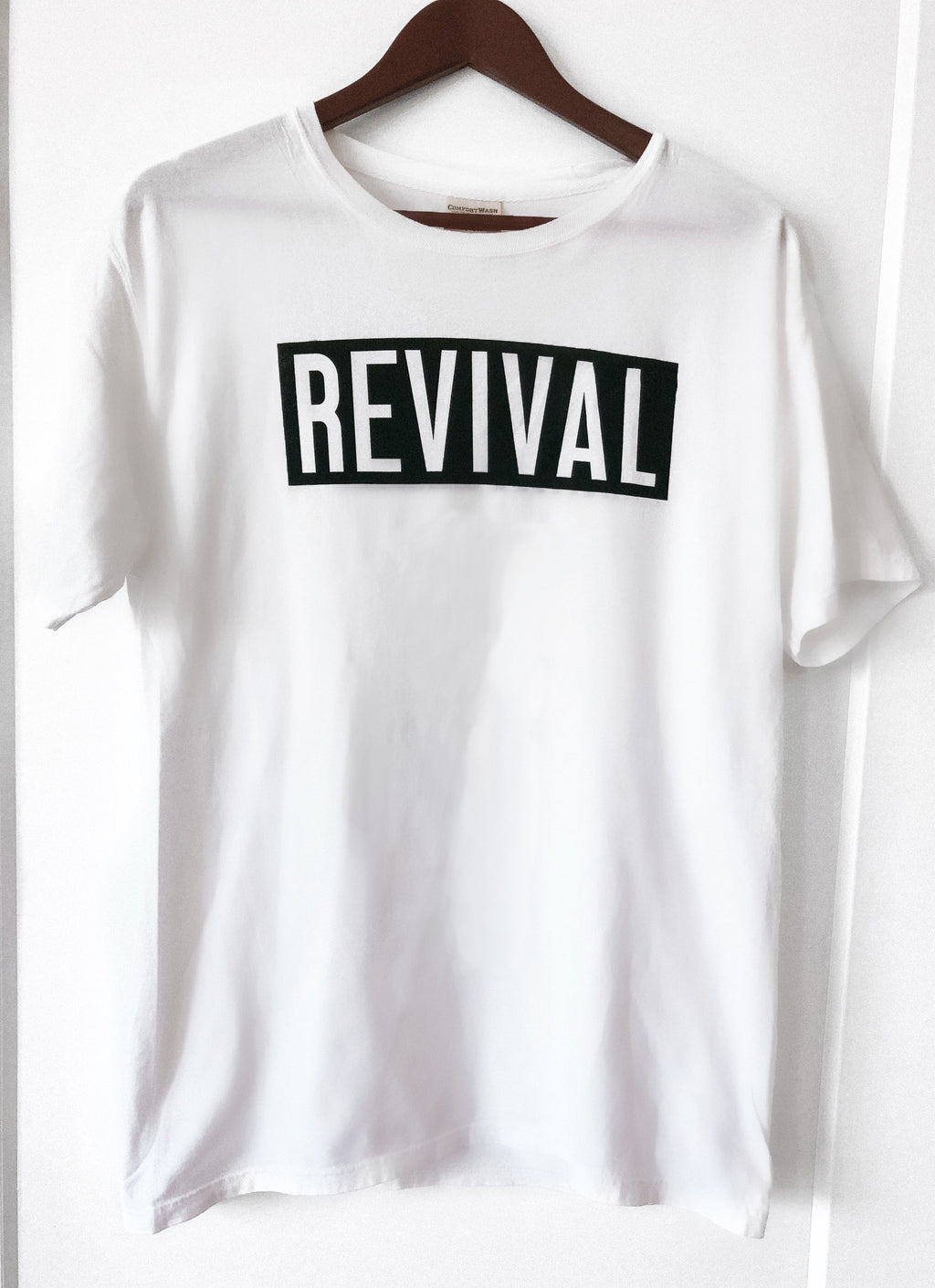 REVIVAL WHITE SLEEVE T-SHIRT