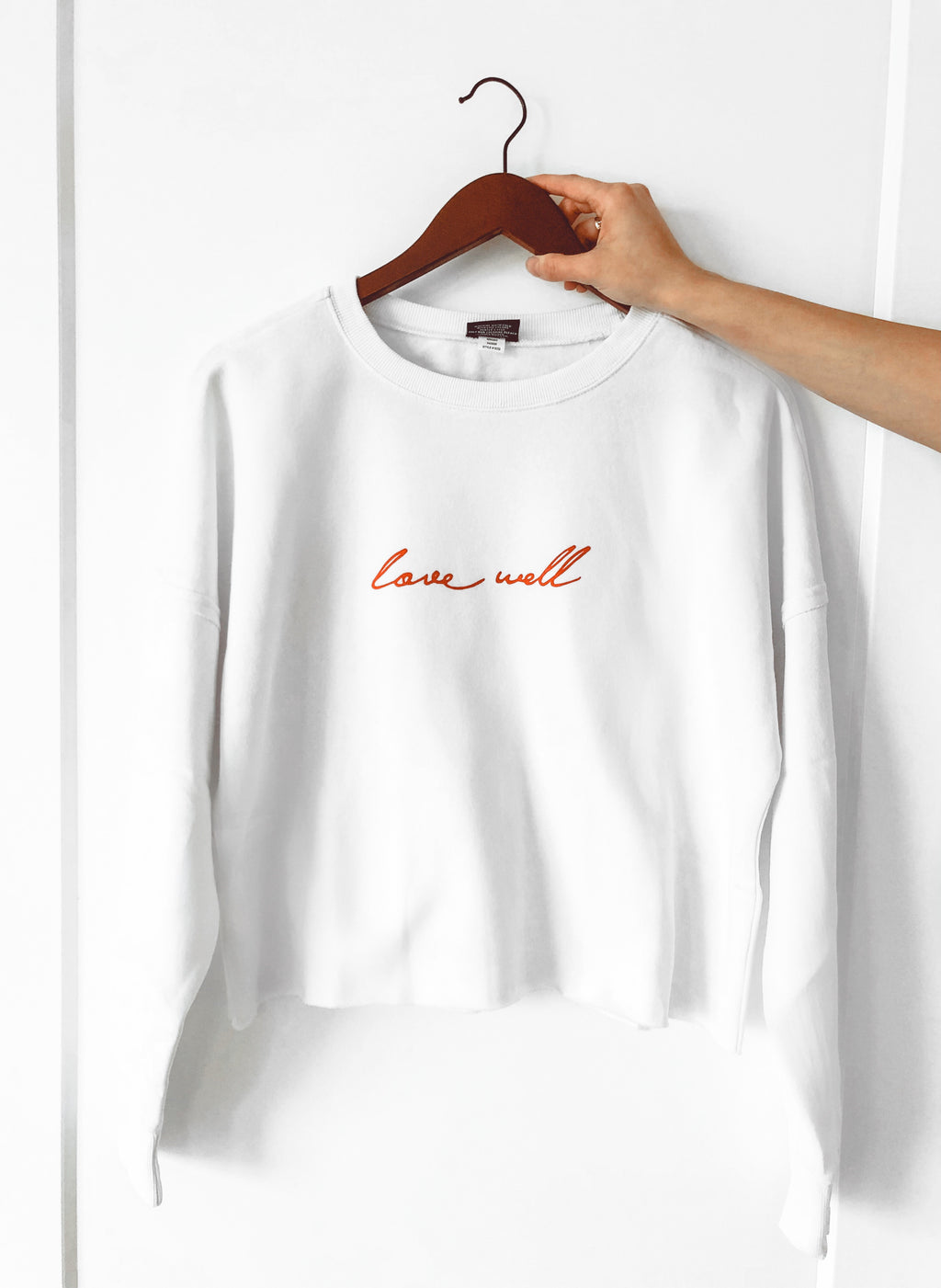 LOVE WELL WHITE DISTRESSED BOXY SWEATSHIRT