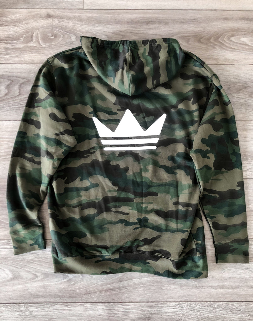 THE KING IS COMING CAMO HOODIE