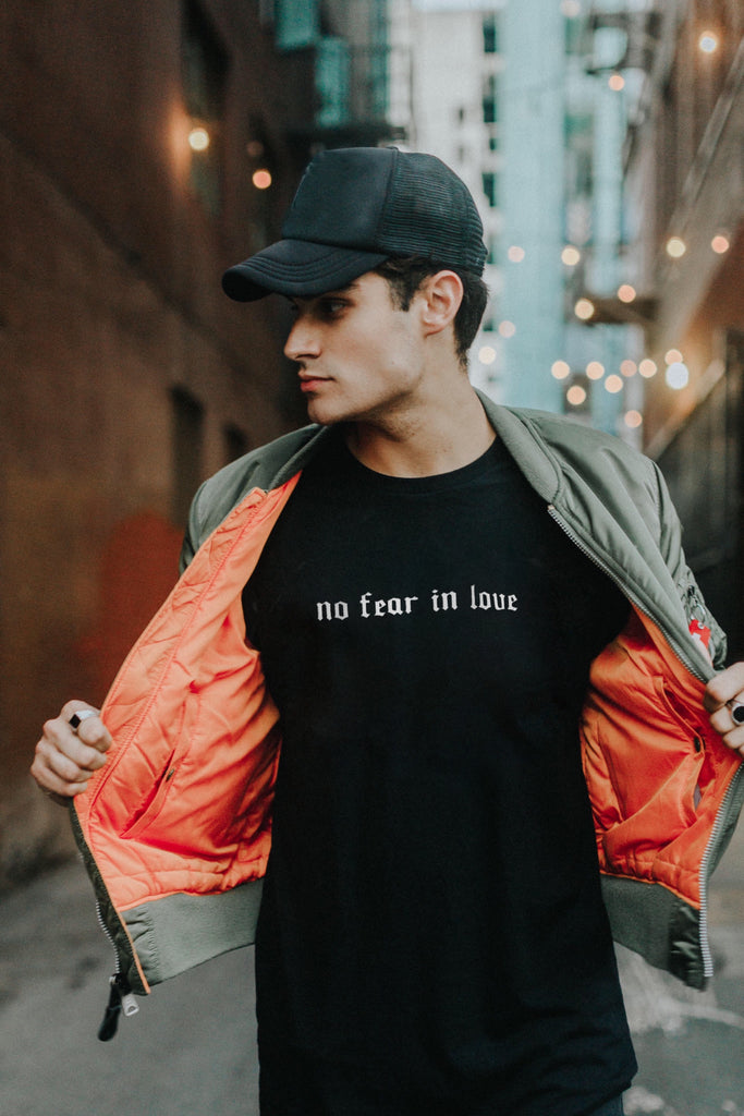 NO FEAR IN LOVE BLACK T-SHIRT
