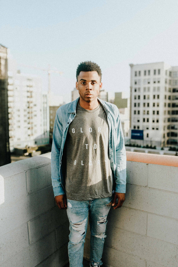 GLORY TO GLORY GRAY T-SHIRT