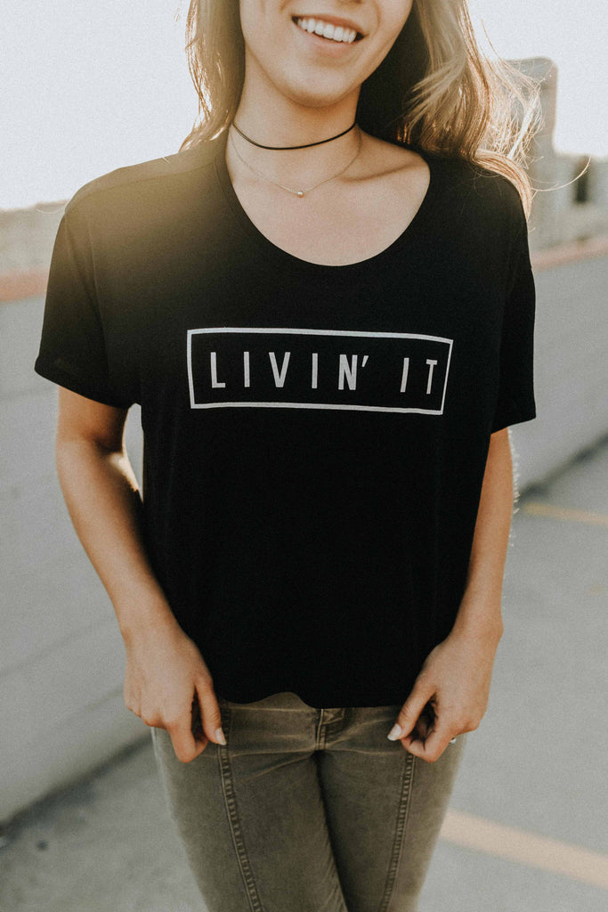 LIVIN' IT BLACK WOMEN'S BOXY TEE