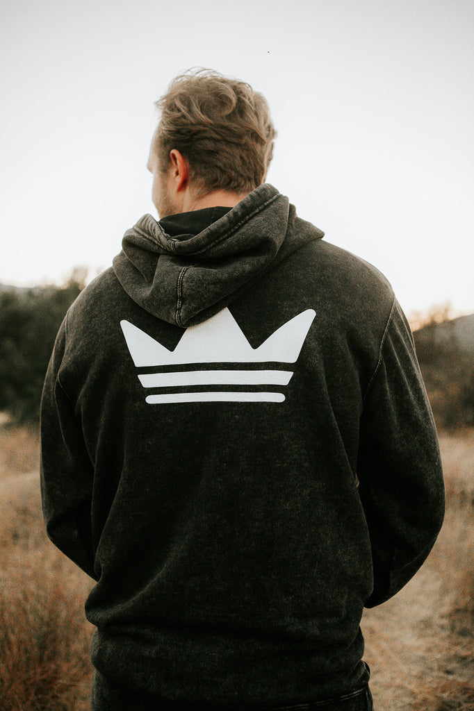 THE KING IS COMING CAMO HOODIE