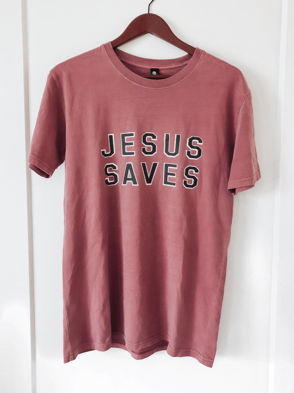 JESUS SAVES MAUVE SLEEVE T-SHIRT