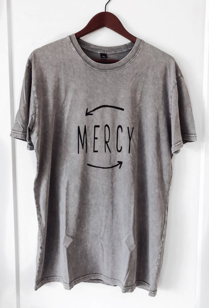 MERCY GREY MINERAL WASH TEE