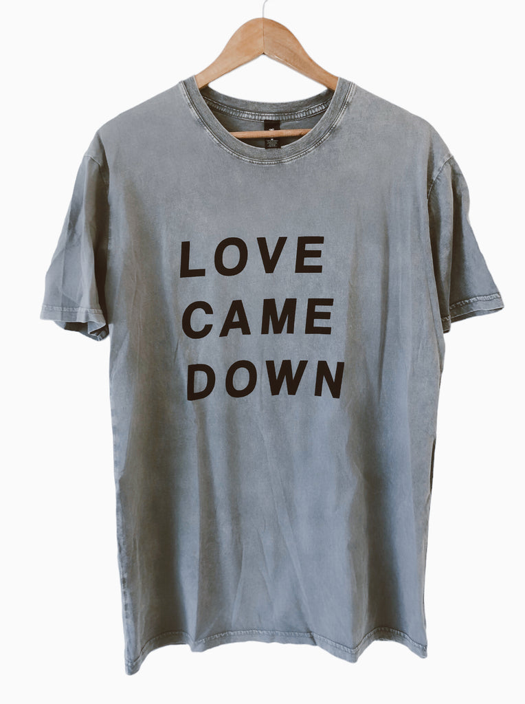 LOVE CAME DOWN GREY MINERAL WASH SLEEVE T-SHIRT