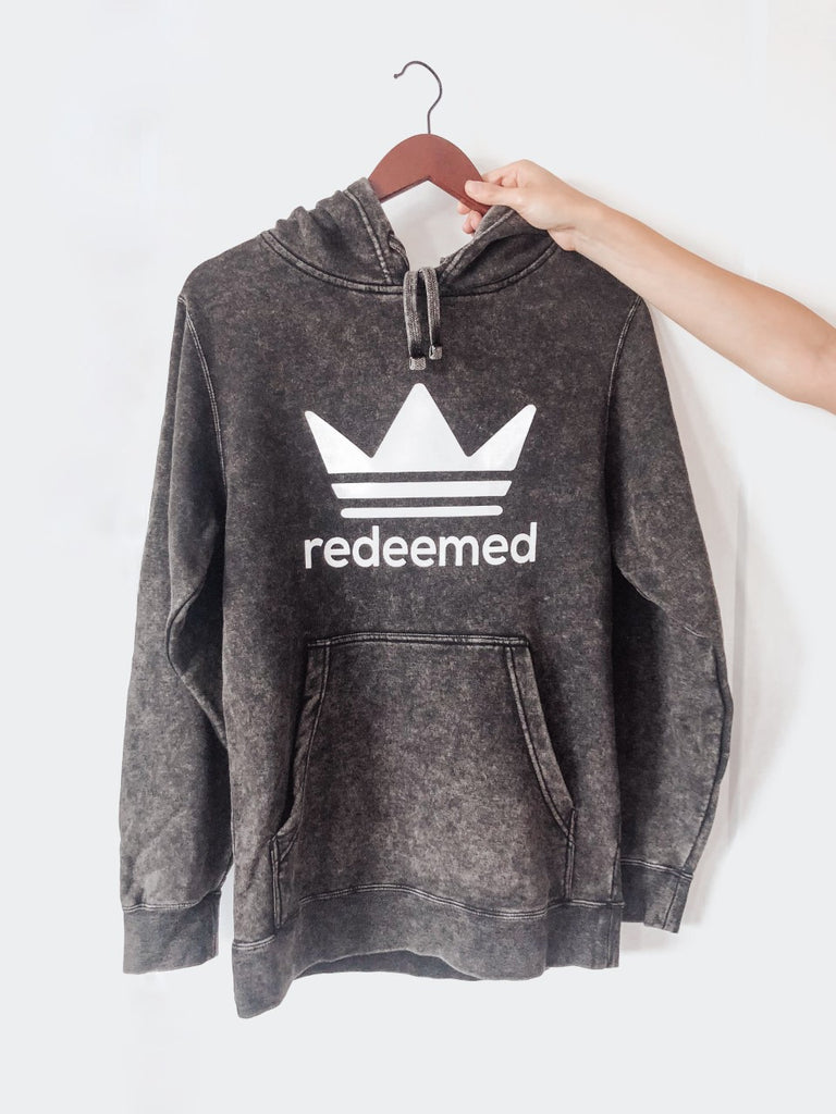 REDEEMED MINERAL WASH HOODED PULLOVER
